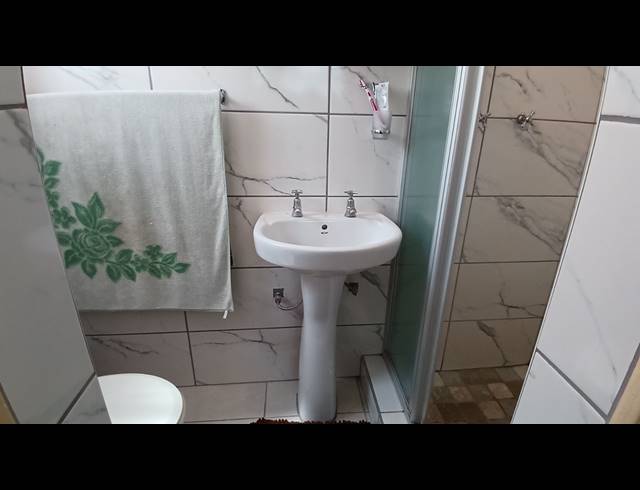 3 BEDROOM FREESTANDING FOR SALE IN BRACKENDOWNS